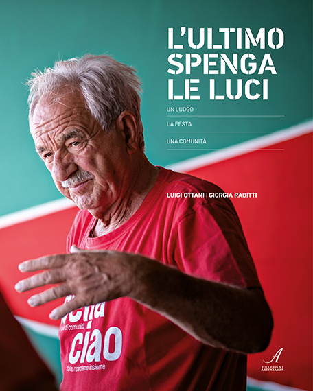 L'ULTIMO SPENGA LE LUCI