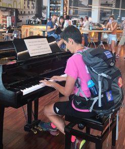 Alternative view of TU SEI BELLA - Manuale d’amore per una mente e un corpo felici